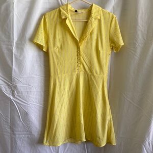 H&M Divided collared, button-down mini dress in yellow. Size Small